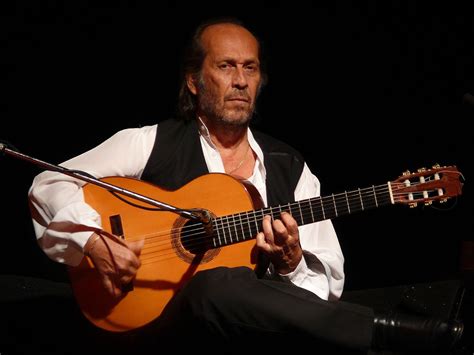 Entre Dos Aguas; Een Oeroude Flamenco Melodie ontwaakt in een Storm van Passie en Melancholie